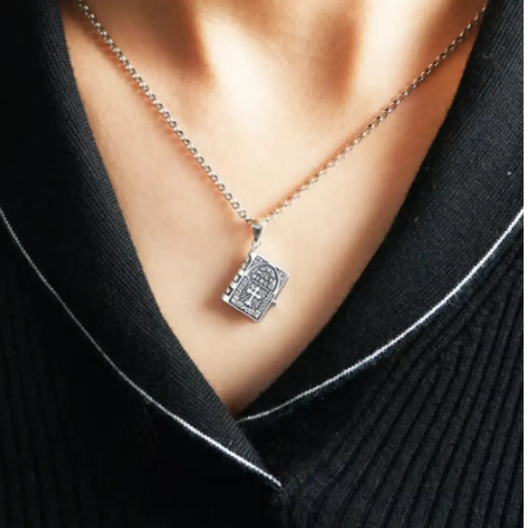 COLLAR+BIBLIA® IDEAL PARA PROTECCION DIVINA